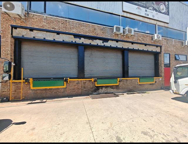 6,490M² WAREHOUSE FOR SALE IN CITY DEEP